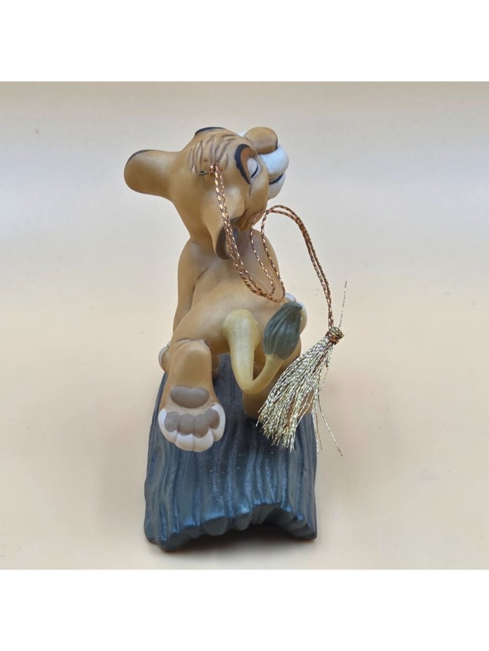 WDCC The Lion King Hakuna Matata Simba Annual Ornament - Picture 5 of 15